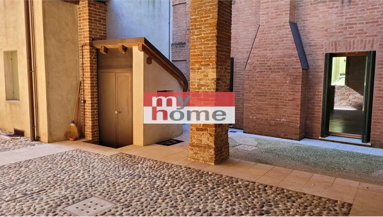 cortile esterno